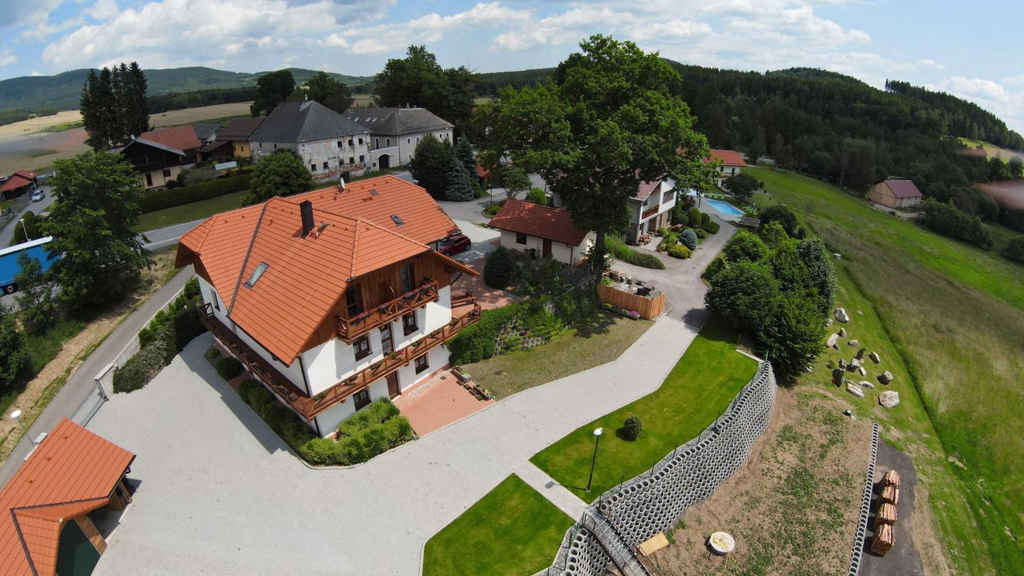 Apartmany U Srdce Vltavy Horni Plana Exterior photo